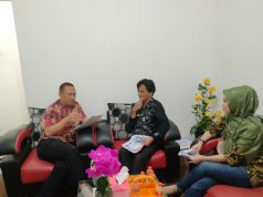 DALAM RANGKA KUNINGAN MENUJU LITERASI DIGITAL BERBASIS DESA, DINAS KEARSIPAN DAN PERPUSTAKAAN KABUPATEN KUNINGAN AKAN MELAUNCHING ELEKTRONIK PERPUSTAKAAN UMUM DAERAH (epusdaku.kuningankab.go.id) berbasis andoid yg dapat menjangkau 376 desa dan kelurahan.