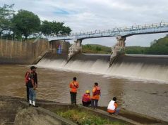 Gempar,,, Anak Meregang Nyawa Akibat Terpleset Terbawa Arus