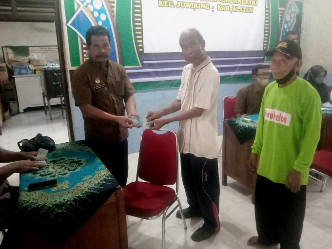 Penyaluran BLT-DD Desa Gondangsari Tahap Sebelas Tahun 2022.