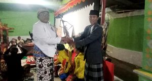 Tradisi Sadranan Desa Tanjung Gelar Wayangan