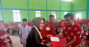 Bupati Klaten Hj. Sri Mulyani Resmikan Gedung Catur Mulyo Sejati Dalam Kegiatan Sambang Warga Desa Bolopleret