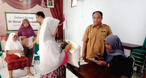 Penyaluran Bantuan Beras 10 Kg Tahap V Di Desa Tlogorandu