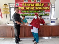 Pemdes Tanjung Salurkan Bantuan Langsung Tunai Dana Desa Tahap X Tahun 2023