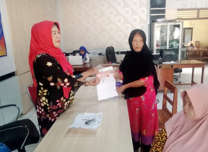 Penyaluran BLT-DD Bulan Oktober Tahun 2023 Desa Bener.