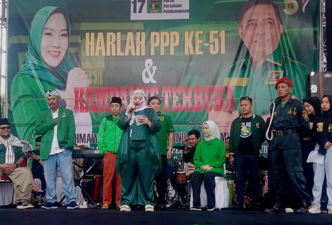 Peringati Harlah PPP Ke 51 Dan Kampanye Terbuka Di Lapangan Akbar Juwiring.