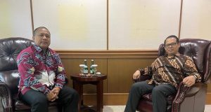 Heboh Bank Kuningan Akan Di Demo APDESI Dan PPDI, di Bantah Pihak Bank Kuningan Jabar Dirut Bank Kuningan H.Dodo Warda, SE dengan Wakil Ketua BPK RI, Dr. Agos Joko Pramono