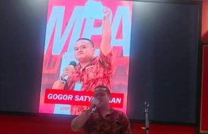 Secara Marathon (PAC) PDI P Jebres Sosialisasikan Dan Kenalkan Bacalon Wali dan Wawali Kota Surakarta.