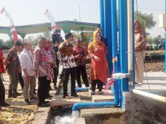 Bantuan Sumur Dalam Program CSR Bank Jateng Di Bulakan Di Resmikan Bupati Sukoharjo Hj.Etik Suryani