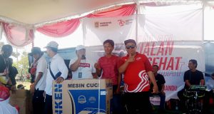 Ribuan Warga Desa Tlogorandu Ikuti Jalan Sehat Meriahkan HUT Kemerdekaan RI Ke 79