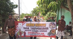 Bersih Sendang Sinongko Pokak Warga Gelar Kirab Budaya.