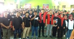 Relawan Brigade Muda Militan Deklarasikan Pemenangan Pasangan Cabup Cawabup Handarbeni