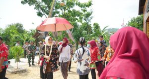 Sambang Warga Desa Ngerangan, Bupati Komitmen Angkat Potensi Angkringan