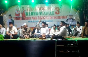Handarbeni Bersholawat Bersama Tim Relawan Kenaiban Bersatu.