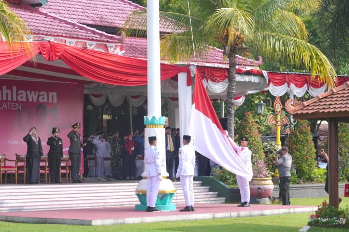 Sekda Klaten Ajak Masyarakat Kobarkan Semangat Kepahlawanan Saat Pimpin Upacara Hari Pahlawan 2024