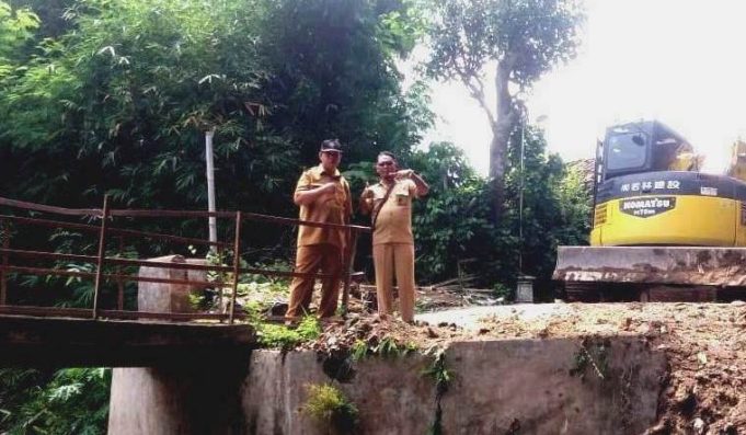 Terealisasi Rehap Jembatan Penghubung Desa Jetis Dan Kupang Mulai di Kerjakan.