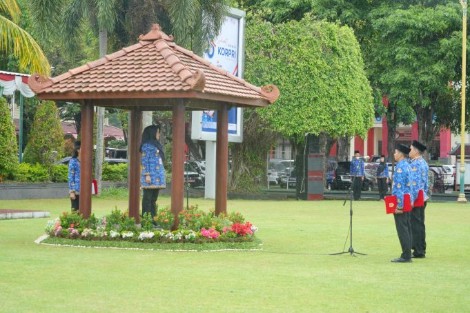 Pimpin Upacara HUT Korpri Ke-53, Bupati Klaten : ASN Setia Pada Negara Siapapun Pimpinannya