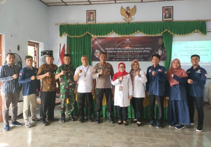 Evaluasi Panitia Pemilihan Umum Dan Panitia Pemungutan Suara Kecamatan Karangdowo.