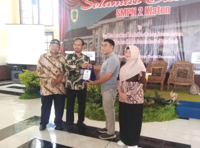 Studi Tiru SMPN Unggulan Sindang Indramayu Ke SMP N 2 Klaten Ingin Wujudkan Sekolah Aman Nyaman Dan Menyenangkan