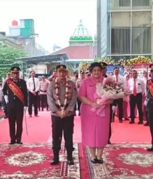 Sertijab Kapolresta Surakarta Dari Kombes Pol Iwan Saktiadi Kepada Kombes. Pol. Catur Cahyono Wibowo Sebagai Kapolresta Yang Baru.