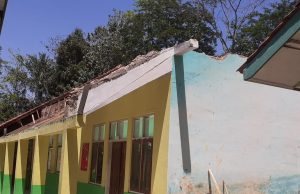 SD NECERI 2 CIBUNTU TERKESAN TERBENGKALAI