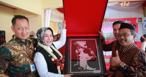 Bupati Klaten Hj Sri Mulyani Ajak Warga Klaten Bersatu Dukung Mas Hamenang – Mas Benny