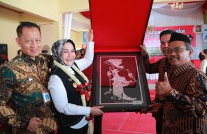 Bupati Klaten Hj Sri Mulyani Ajak Warga Klaten Bersatu Dukung Mas Hamenang – Mas Benny