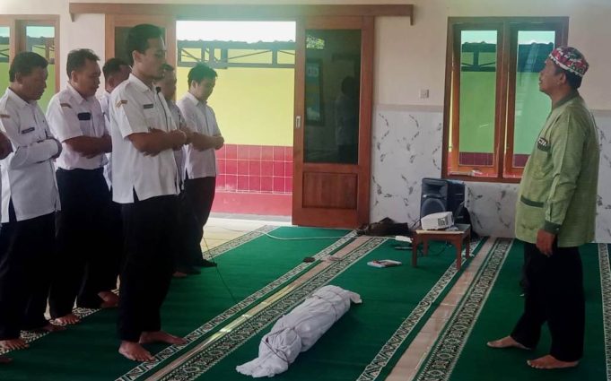 Manfaatkan Libur Sekolah SMP Negeri 2 Karangdowo Adakan Kegiatan Pesantren Kilat.