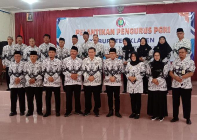 Pelantikan Kepengurusan Persatuan Guru Republik Indonseia (PGRI) Klaten Masa Bhakti XXIII Tahun 2025 – 2030.