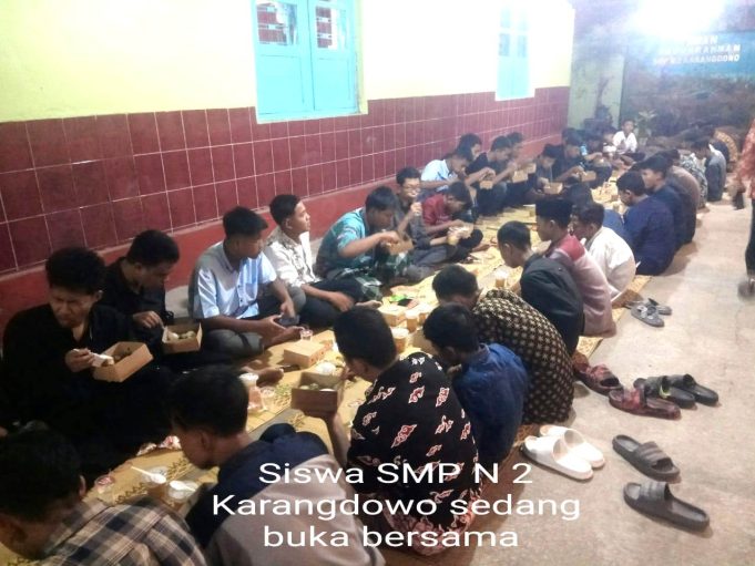 Buka Puasa Bersama (Bukber) Menjadi Momen Penting Pererat Tali Silahturahmi .