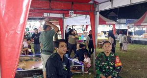 Babinsa Monitoring Pasar Malam Di Kebondalem Kidul Klaten, Wujud Dukung Hiburan Rakyat Dan Ekonomi Lokal