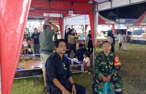 Babinsa Monitoring Pasar Malam Di Kebondalem Kidul Klaten, Wujud Dukung Hiburan Rakyat Dan Ekonomi Lokal