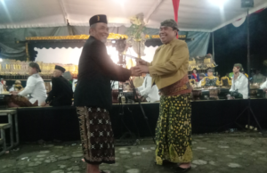 Halal BI Halal 1446 H/2025 Desa Wunut Gelar wayangan.