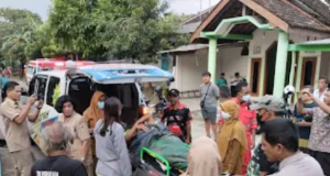 Puluhan Warga Desa Karangturi Keracunan Makanan Seusai Acara Halal Bi Halal.