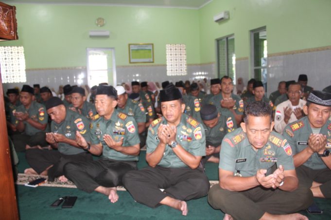 Kodim 0723/Klaten Gelar Doa Bersama Dalam Rangka HUT Ke-59 Korem 074/Warastratama