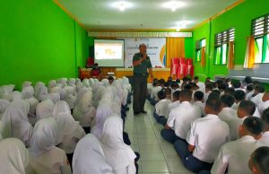 Siswa SMP Negeri 1 Kemalang Klaten Terima Materi Wasbang Oleh Danramil 13/Kemalang, Ini Yang Disampaikan