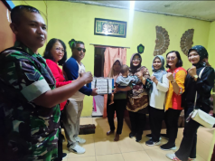 Cegah Stunting, Babinsa Desa Ketandan Bersama Camat Klaten Utara Berikan Makanan Bergizi Dan Sembako