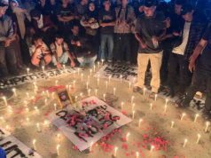 HIMPUNAN MAHASISWA RUMPIN GELAR TABUR BUNGA DAN BAKAR LILIN ATAS TRAGEDI KECELAKAAN PELAJAR, DESAK PENEGAKAN PERBUP 56 TAHUN 2023