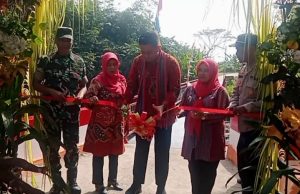 Bupati Klaten Hamenang Wajar Ismoyo Resmikan Jembatan Bogor, Desa Bener.