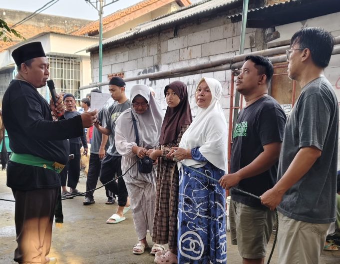 Marayakan Idul Adha 1446 H, Masjid Al-Isro, Tegal Alur melaksanakan Penyembelihan Hewan Qurban pada Hari Sabtu, 07/06/2025