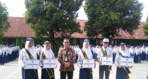 Prosesi Pelepasan Siswa-Siswi Kelas IX SMP Negeri 3 Pedan Tahun Pelajaran 2024 – 2025
