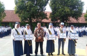 Prosesi Pelepasan Siswa-Siswi Kelas IX SMP Negeri 3 Pedan Tahun Pelajaran 2024 – 2025