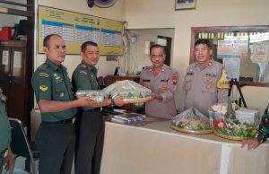 Forkopimcam Jatinom Tingkatkan Sinergi Melalui Kejutan Hut Bhayangkara Ke-79 Untuk Polsek Jatinom