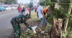 Muspika Polanharjo Bersama Masyarakat Gelar Jumat Bersih Dan Kerja Bakti Lingkungan