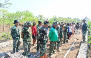 Koramil 16 Tulung Laksanakan Karya Bakti Mandiri Klaten Bersinar (KBMKB) Tahun 2025 Di Desa Sudimoro