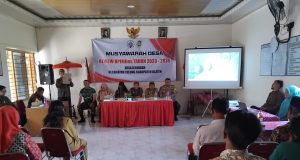 Babinsa Koramil 16/Tulung Hadiri Musyawarah Desa Kiringan Klaten Bahas Pembangunan Desa