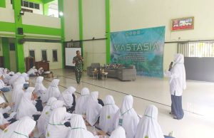 Peran Remaja Dalam Bela Negara, Danramil 24 Klaten Utara Beri Wasbang Santri Baru SMPIT Dan SMAIT PPTQ. Ibnu Abbas Klaten