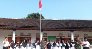 Babinsa Tulung Bentuk Generasi Muda Berdisiplin Dan Cinta Tanah Air Di MIM Beji Klaten