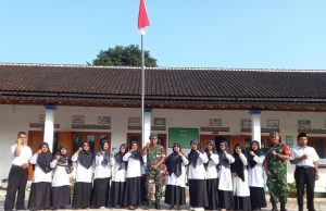 Babinsa Tulung Bentuk Generasi Muda Berdisiplin Dan Cinta Tanah Air Di MIM Beji Klaten