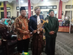 Puncak Peringatan Hari Jadi Kabupaten Klaten ke -221 Dan HUT RI ke – 80 Pemerintah Kecamatan Polanharjo Gelar Wayang Kulit.