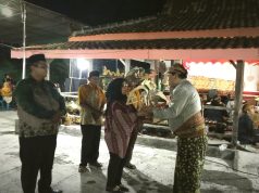 Bersih Desa Sebagai Wujud Rasa Syukur Warga Desa Soko Gelar Wayangan.